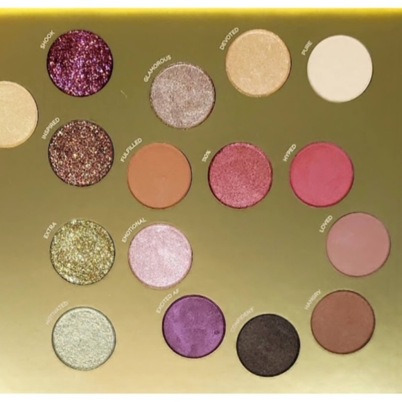 NWT Pur Celebrate “Love Your Selfie” Sweet 16 Makeup Kit - Picture 7 of 8